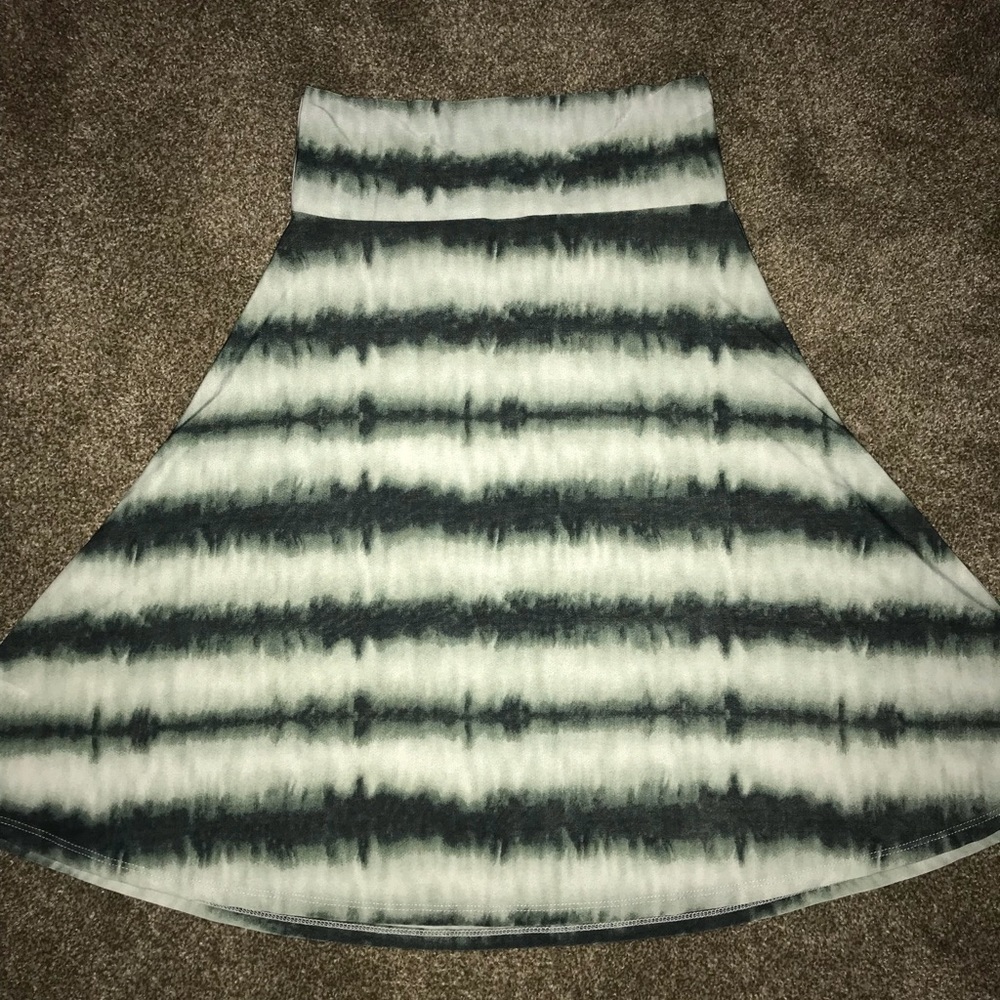 Lularoe Azure Green Stripe Tie Dye